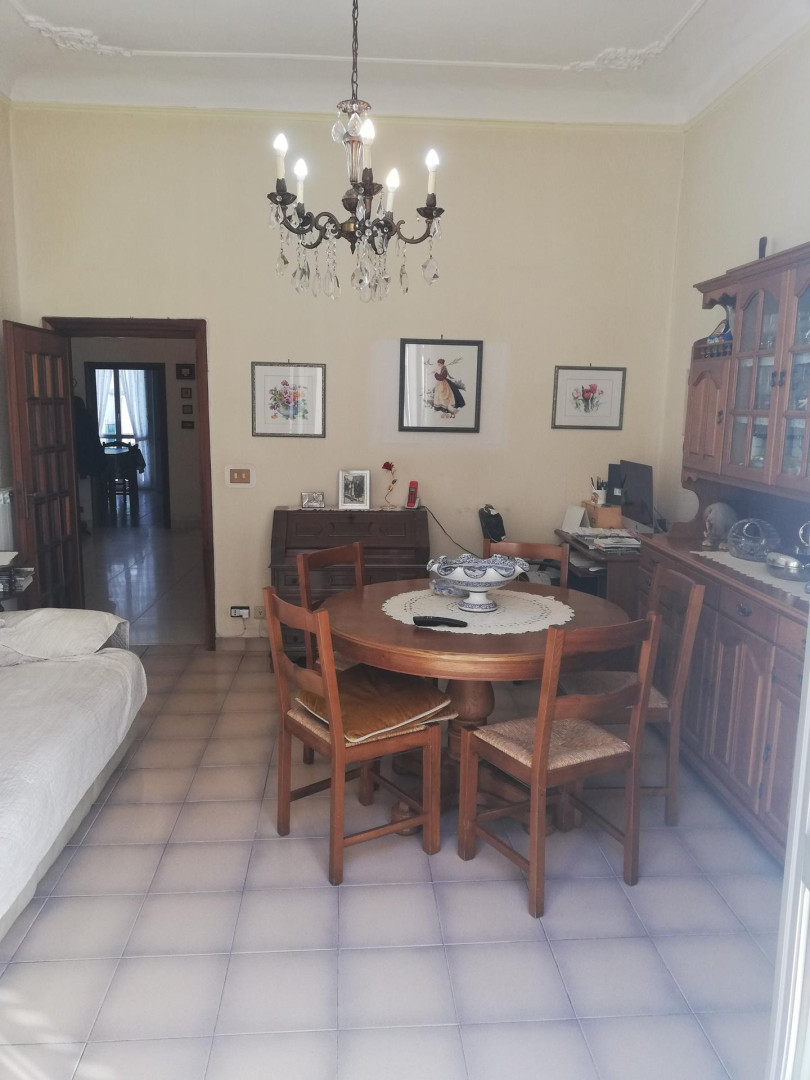 AMPIO APPARTAMENTO IN CENTRO
