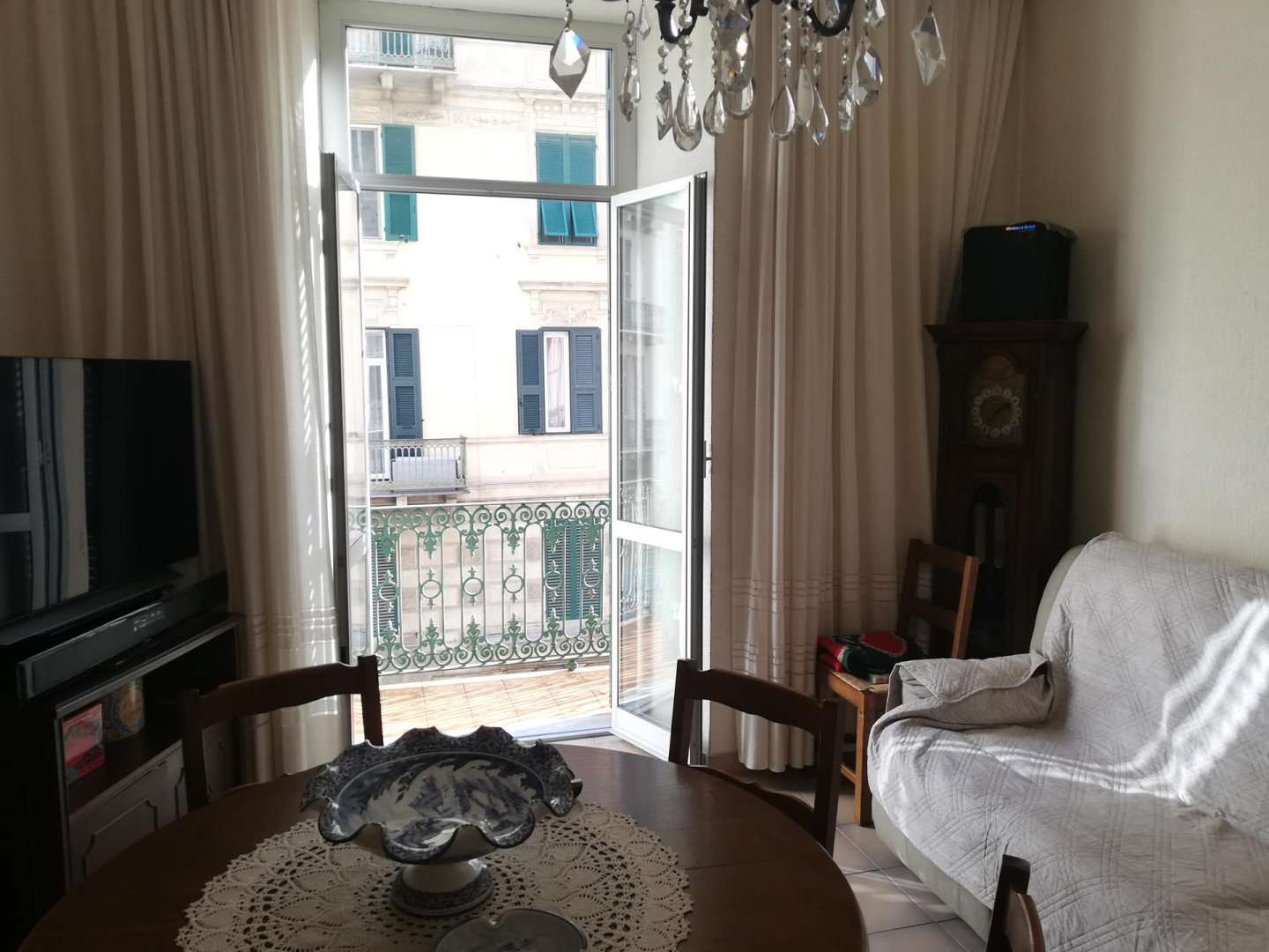 AMPIO APPARTAMENTO IN CENTRO